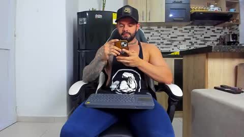 JOHNNY online show from 11.30.25