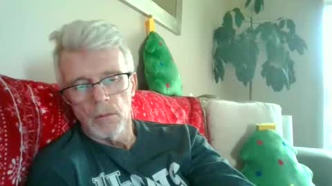 Snapshot of johnnyrocket12345678 chatting on 12.28.24 johnnyrocket12345678 online show from 12.28.24