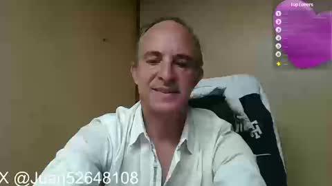 Snapshot of johnq_23 chatting on 09.23.25 John online show from 09.23.25