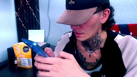 johnsonisaac94  online show from 02.17.25