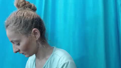 Snapshot of joibeyoncexxx chatting on 11.28.25 Joibeyonce online show from 11.28.25