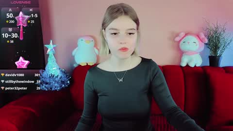 Snapshot of joice_queen chatting on 12.16.24 Paula online show from 12.16.24