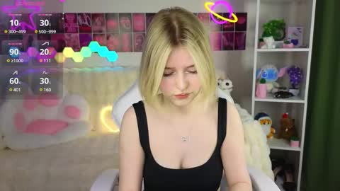 Snapshot of joice_queen chatting on 02.23.25 Paula online show from 02.23.25