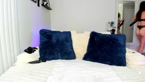    online show from 09.23.25