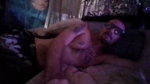 Snapshot of jokathegemini chatting on 12.15.25 JokatheGemini online show from 12.15.25