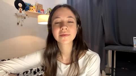 I am Joline ntmuLets hit 10 Thumbs Up together online show from 06.01.26