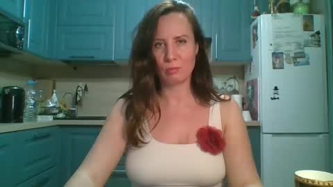 you can call me my Queen online show from 05.23.26