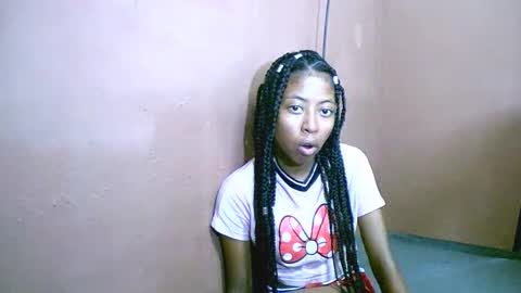 Snapshot of joliekah27 chatting on 02.26.25 joliekah27 online show from 02.26.25