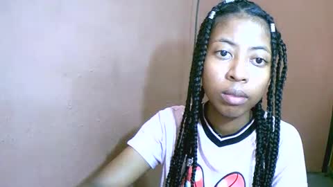 Snapshot of joliekah27 chatting on 02.27.25 joliekah27 online show from 02.27.25