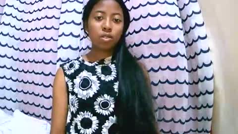 Snapshot of joliekah27 chatting on 09.14.25 joliekah27 online show from 09.14.25