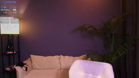 Polly  online show from 10.30.25