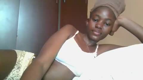 jollynabeb online show from 10.20.25