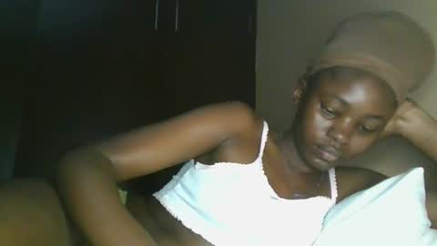 jollynabeb online show from 10.27.25