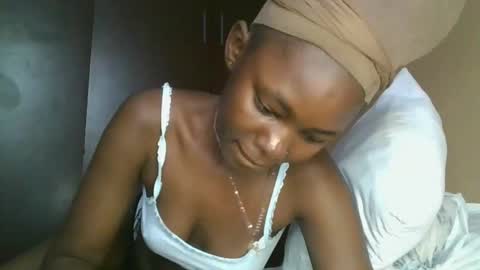 jollynabeb online show from 11.02.25