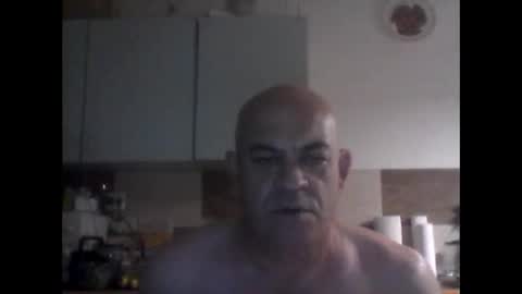 Snapshot of jolmasz30 chatting on 09.25.25 jolmasz30 online show from 09.25.25