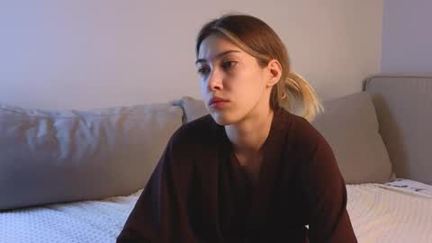 Viola online show from 10.16.25