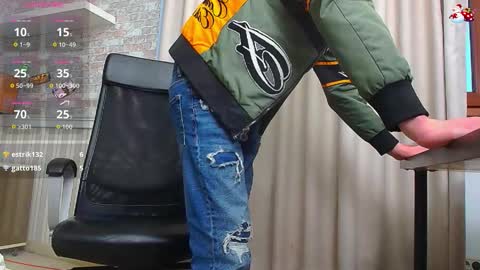 Snapshot of jonahshaw chatting on 01.05.26 JonahShaw online show from 01.05.26