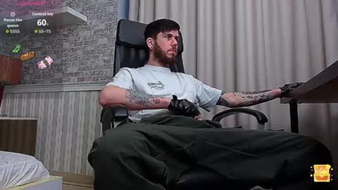 Snapshot of jonahshaw chatting on 02.08.26 JonahShaw online show from 02.08.26