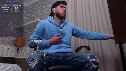 Snapshot of jonahshaw chatting on 02.28.26 JonahShaw online show from 02.28.26