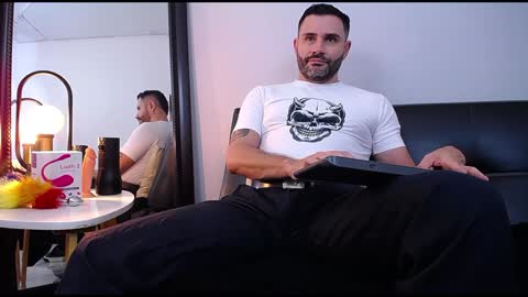  JONAS BEARD  online show from 01.11.25