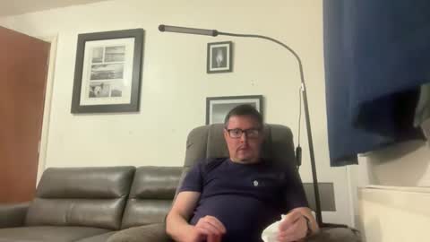 jonnybeeswax7376964133 online show from 12.03.25