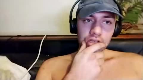 Snapshot of jonnyblow chatting on 12.19.24 J online show from 12.19.24