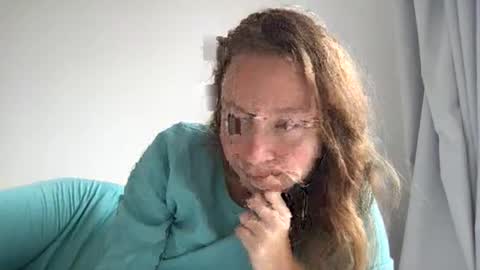 Snapshot of jony_marta chatting on 02.11.25 Jony Marta GMT 2000-0100 every day online show from 02.11.25