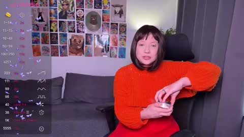 Snapshot of jooycetreier chatting on 10.10.25 Joyce online show from 10.10.25