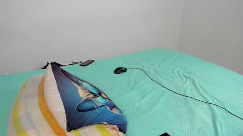 Jordn  follow me on my soyjordanditri  model account online show from 12.14.24