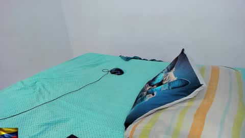 Jordn  follow me on my soyjordanditri  model account online show from 01.18.25