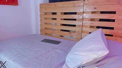 Jordn  follow me on my soyjordanditri  model account online show from 03.02.25