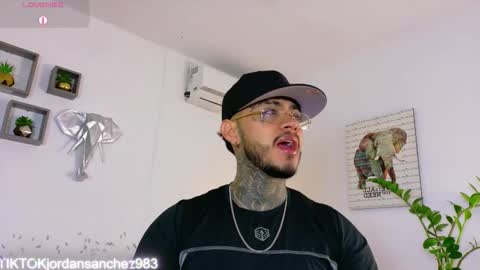 Snapshot of jordansmiith_ chatting on 02.10.26 Jordan Smith online show from 02.10.26