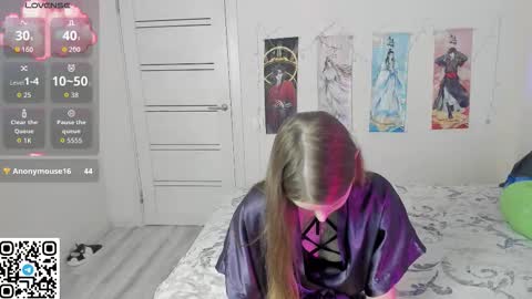 Snapshot of jorroger chatting on 09.20.25 Mila online show from 09.20.25