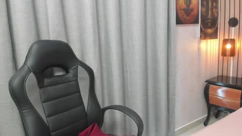 Katalina online show from 12.20.24