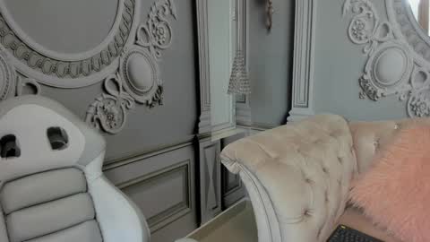 Katalina online show from 12.30.24