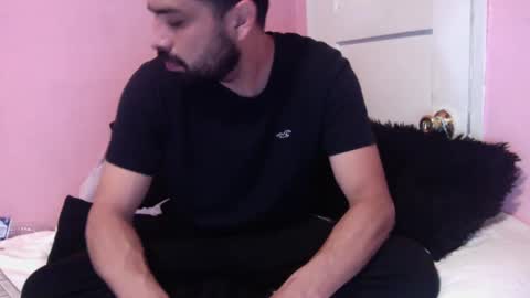 Snapshot of josephs1990 chatting on 02.05.25 josephs1990 online show from 02.05.25