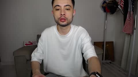 josezaens_ online show from 10.07.25