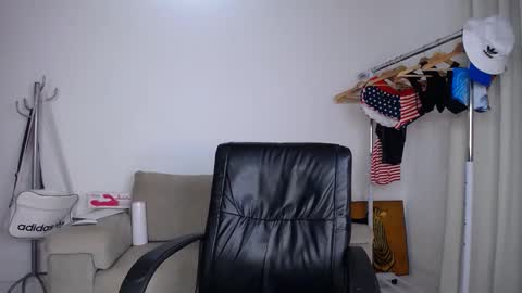 josezaens_ online show from 10.19.25