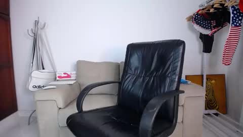 josezaens_ online show from 10.23.25