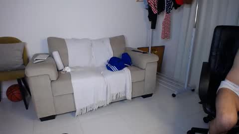 josezaens_ online show from 11.09.25