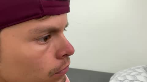 Nicolas online show from 02.25.25