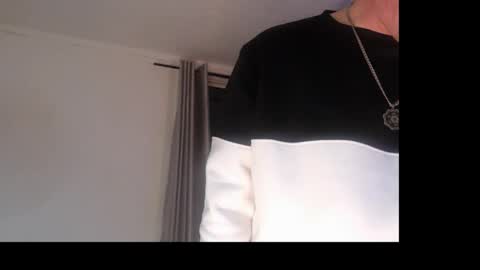 Snapshot of joshpalmero chatting on 10.14.25 joshpalmero online show from 10.14.25