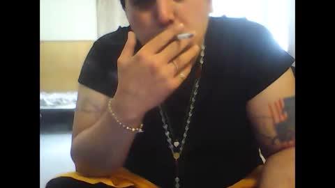 Snapshot of joshualorenzo chatting on 03.01.25 joshualorenzo online show from 03.01.25