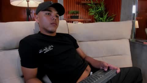 Snapshot of josseph_smit_ chatting on 02.27.26 Josseph online show from 02.27.26