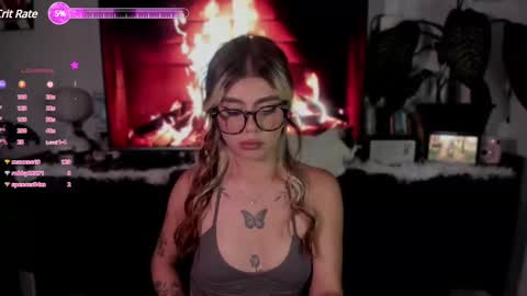 josephine   independent model    online show from 03.04.25