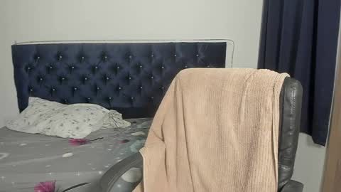 josy online show from 05.05.26