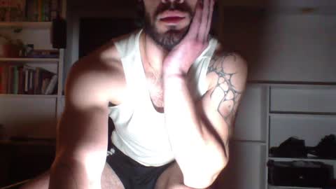Snapshot of jotarojas1 chatting on 06.22.26 jotarojas1 online show from 06.22.26