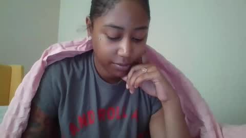Snapshot of jottijade chatting on 10.29.25 jottijade online show from 10.29.25