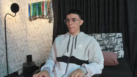 Im Jouliano online show from 01.26.25