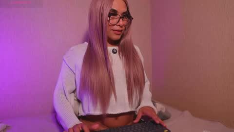 Danae online show from 05.15.26